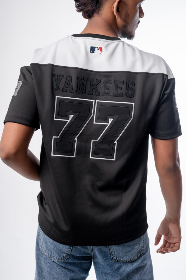 Oversized New York Yankees Tee